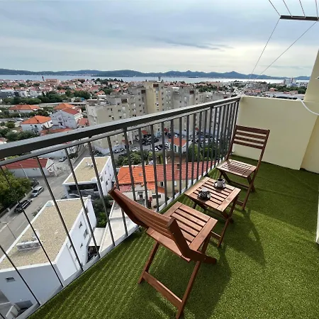 Terra شقة زادار